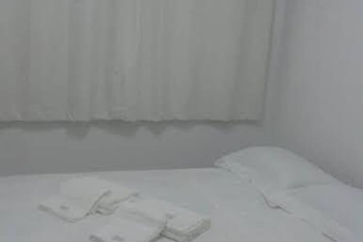 Room 4 of 23