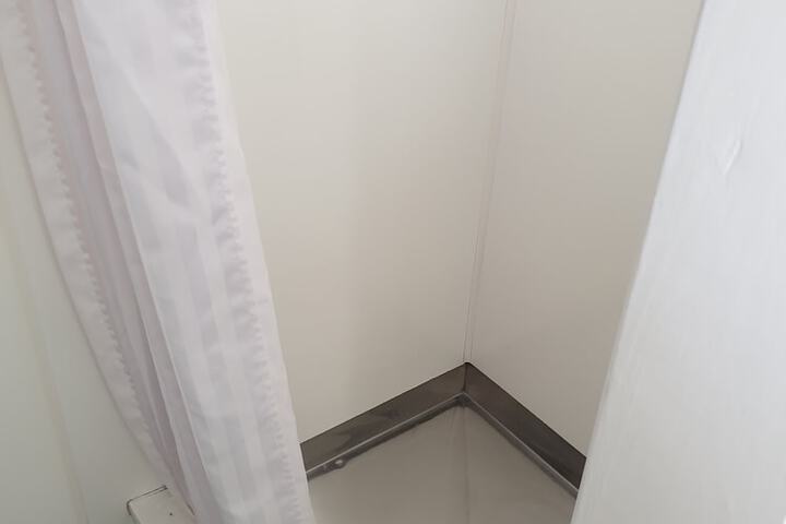 Room 56 of 64