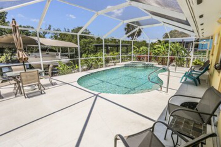Pool 19 of 31