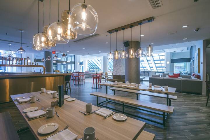 Breakfast/Coffee Service 31 of 64