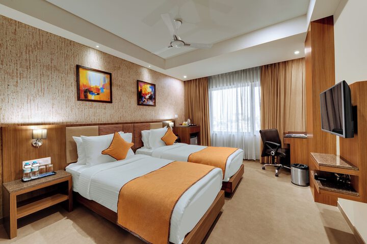 Room 6 of 22