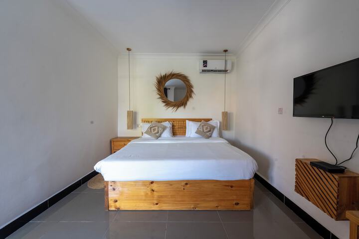 Room 9 of 138