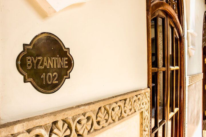 Entrance & Lobby