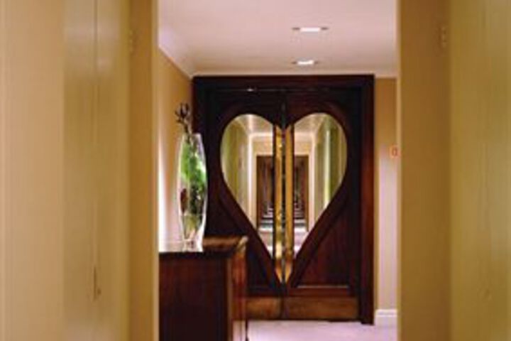 Ballroom/Hall 13 of 25