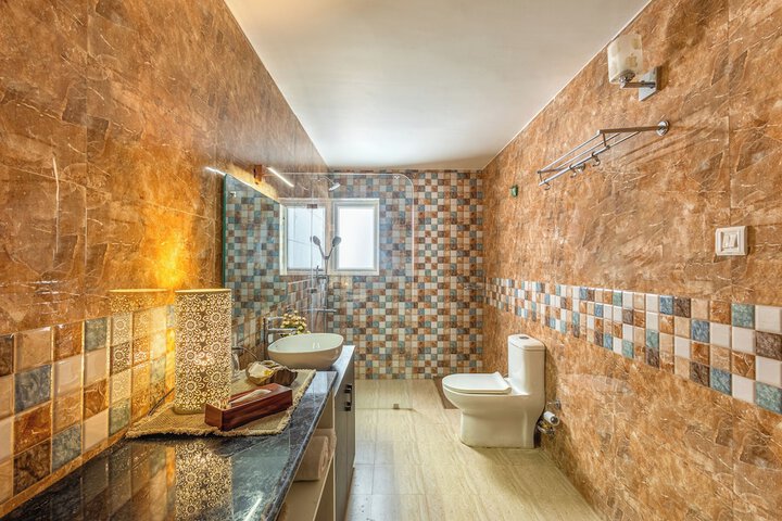 Room 20 of 60