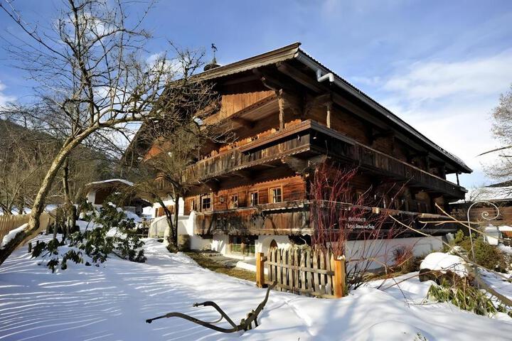Photo 8