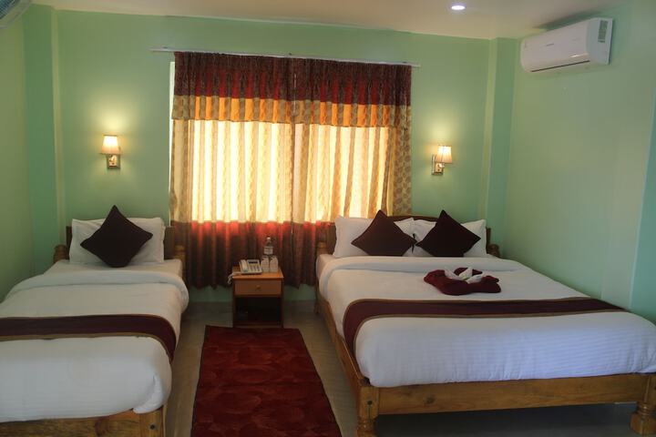 Room 5 of 14