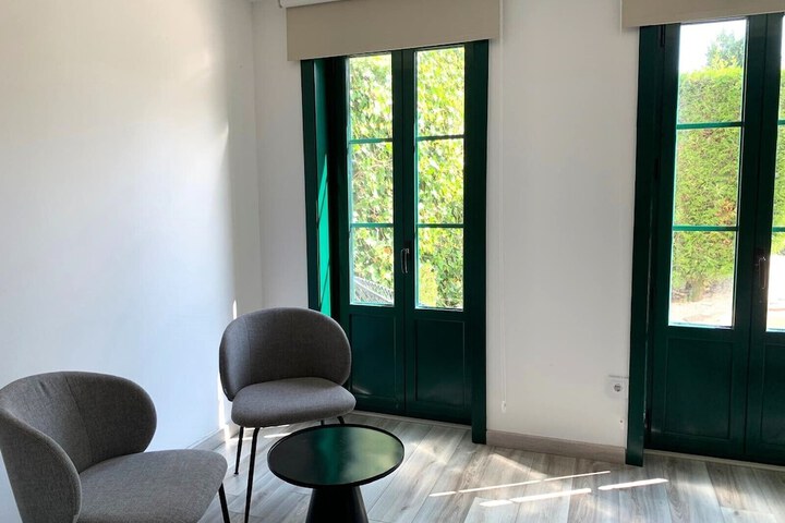 Room 51 of 88