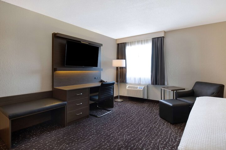 Room 22 of 49