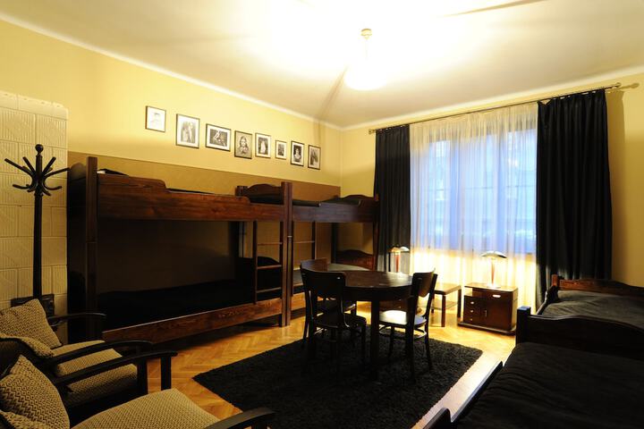 Room 26 of 54
