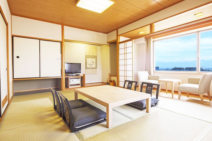 Room 20 of 53