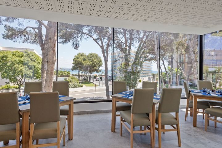 Dining Photos