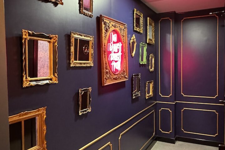 Room 64 of 99