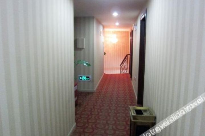 Hotel Interior 9 of 16