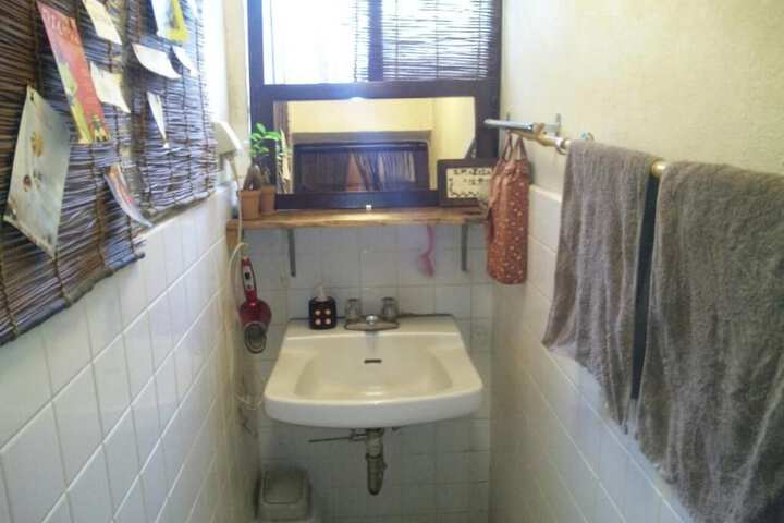 Room 16 of 31