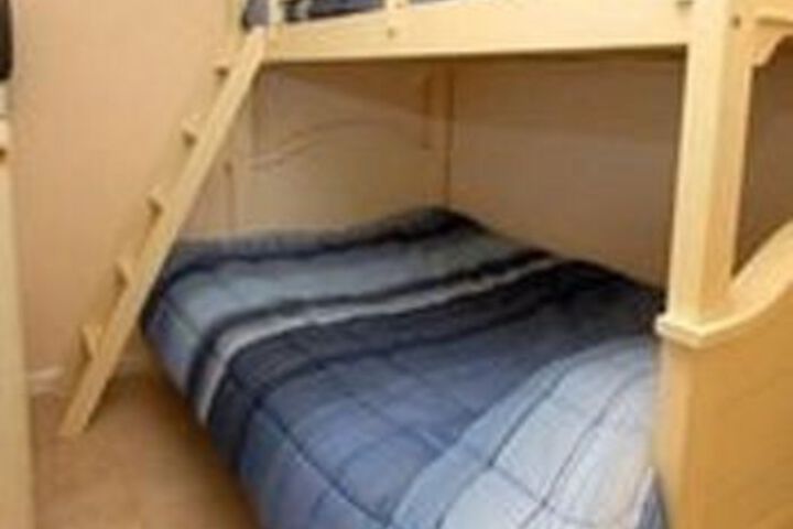 Room 7 of 20