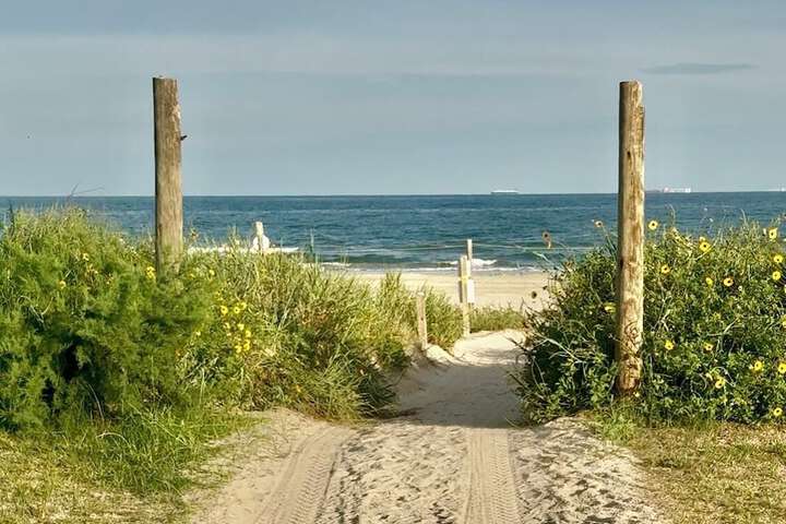 Beach 27 of 30