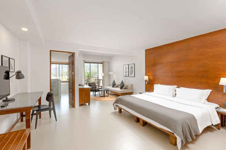 Room 15 of 121