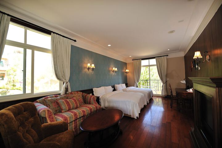 Room 7 of 34