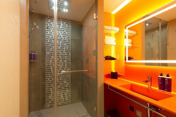 Bathroom Interior Photo