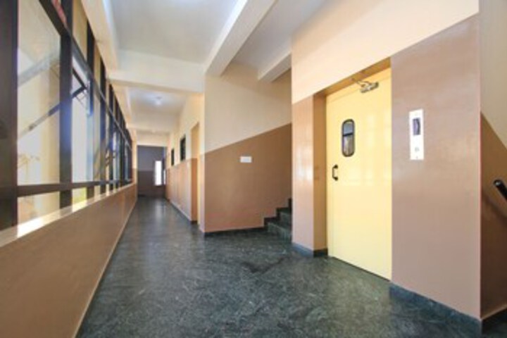 Ballroom/Hall 12 of 21
