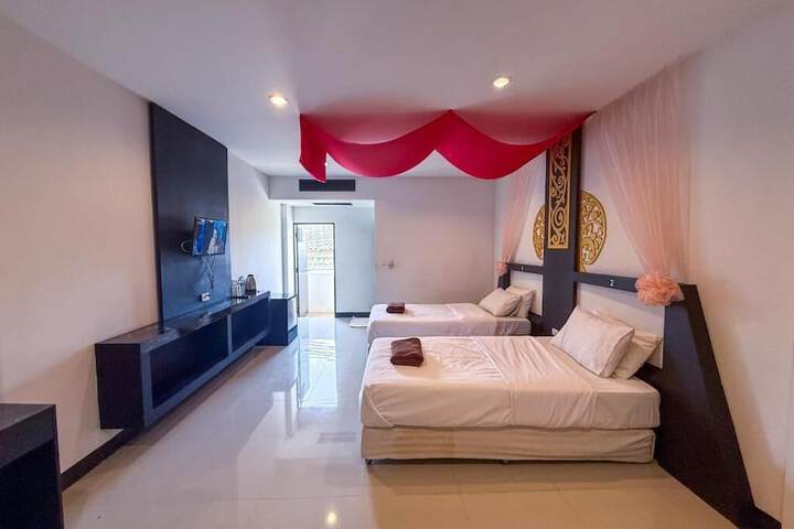 Room 3 of 14