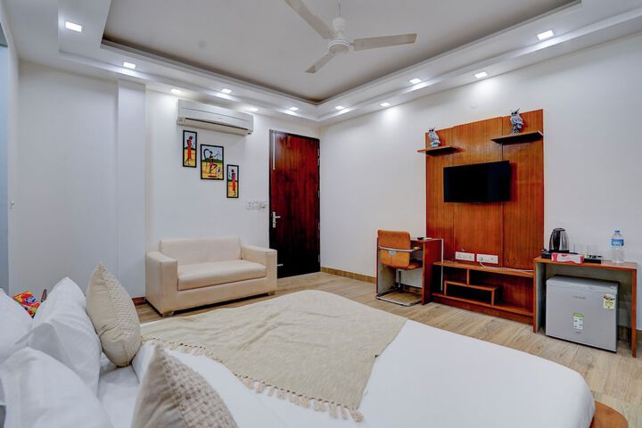 Room 8 of 39
