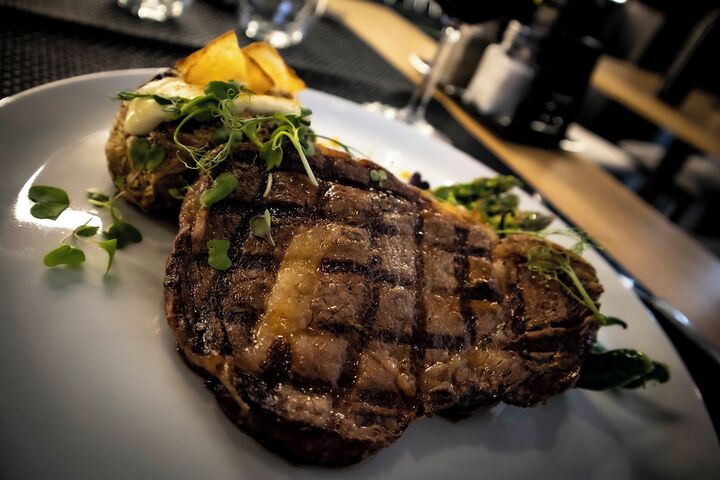 Dining 78 of 118