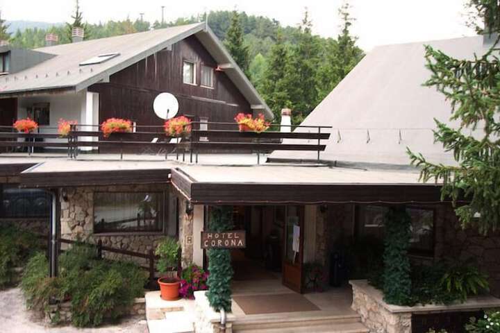 Hotel Corona