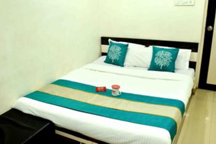 Room 13 of 25