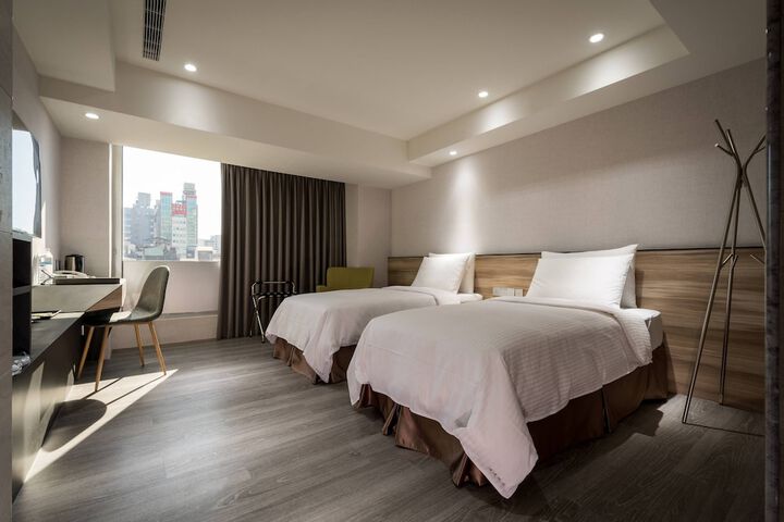 Room 15 of 44