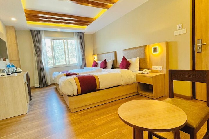 Room 16 of 24
