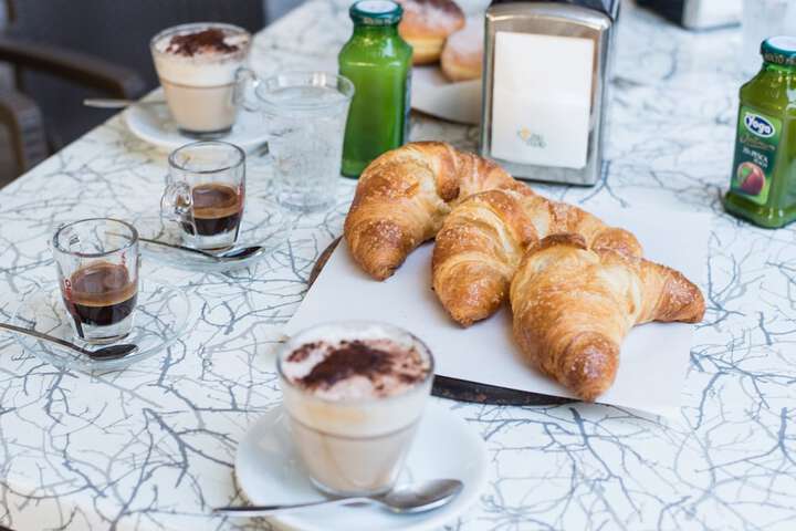 Breakfast/Coffee Service 132 of 159