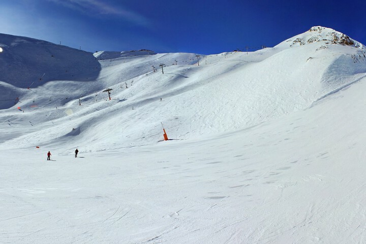 Snow and ski sports