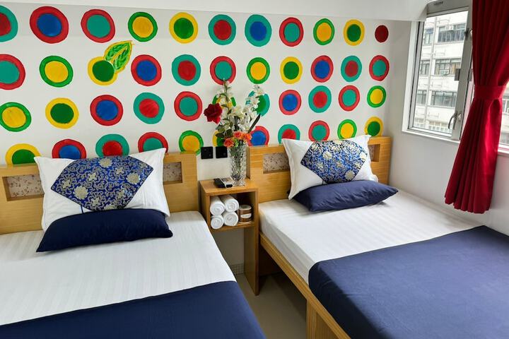 Room 29 of 60