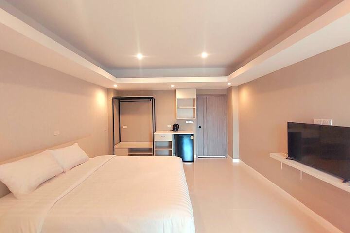 Room 3 of 12
