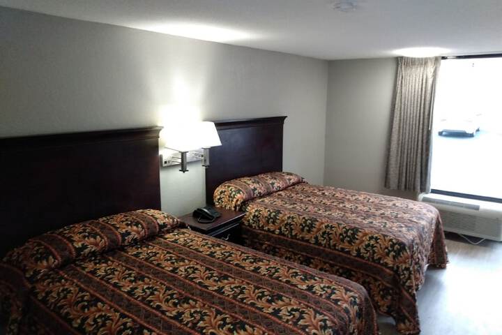 2 Double Beds (2 of 11)