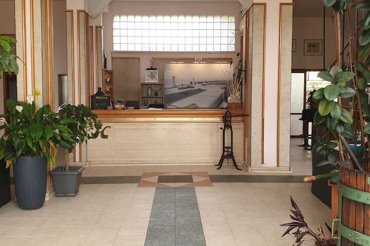 Hotel Interior 4 of 73