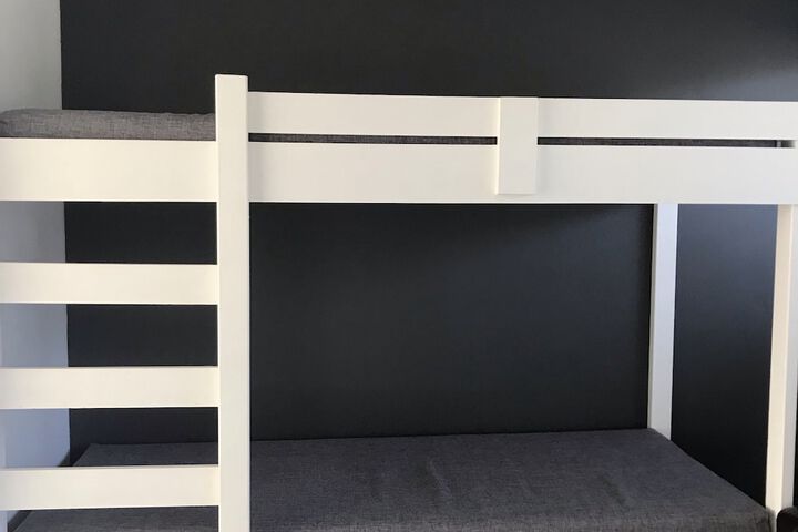 Room 15 of 66