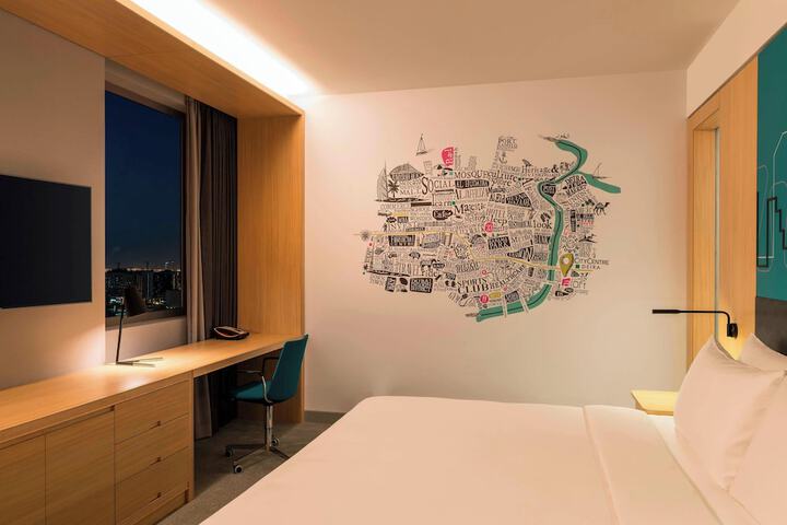 Room 36 of 116