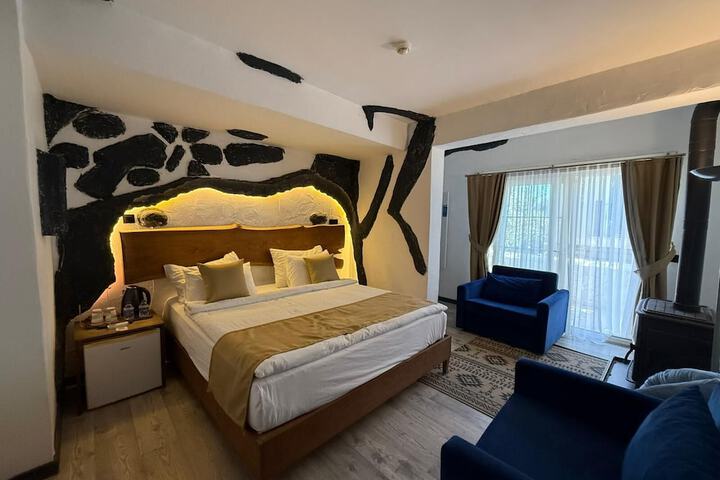 Room 84 of 194