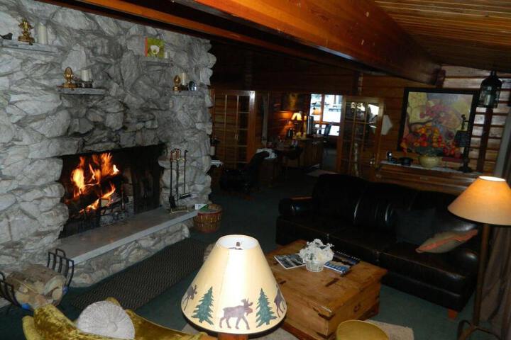 Exterior of ELDORA LODGE AT WONDERVU