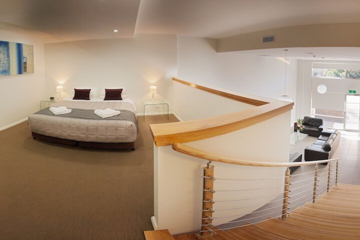 Room 11 of 78
