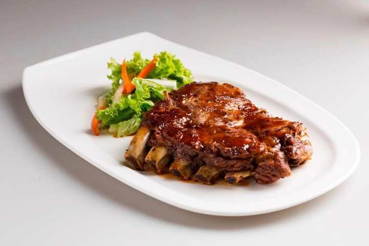 Dining 20 of 47