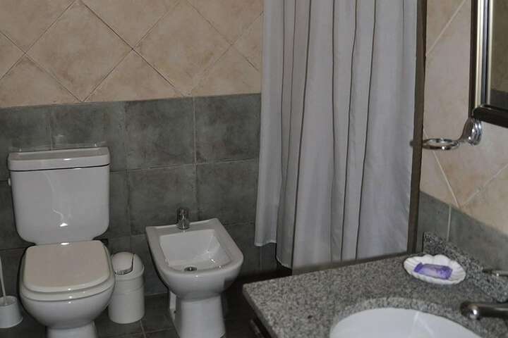 Room 16 of 34
