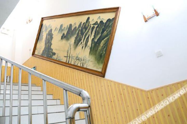 Hotel Interior 8 of 18