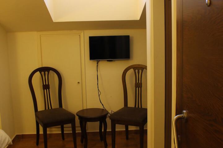 Room 26 of 31