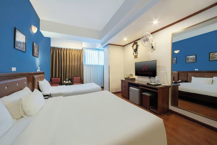 Room 14 of 25