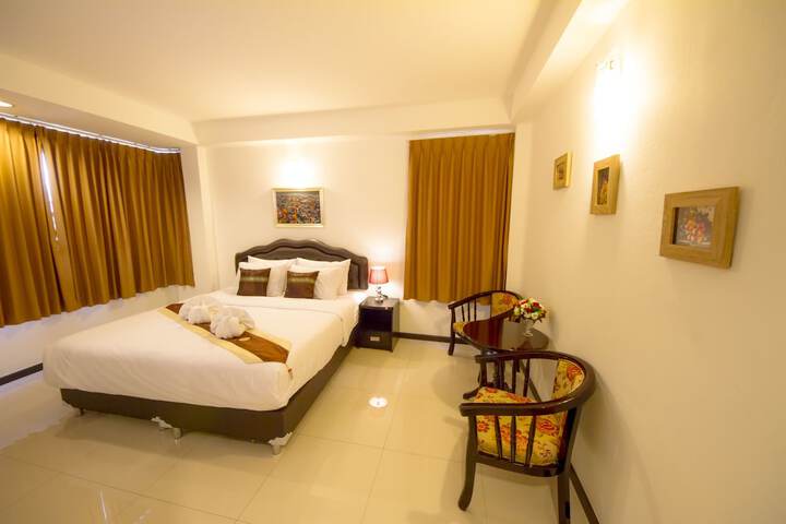 Room 16 of 62
