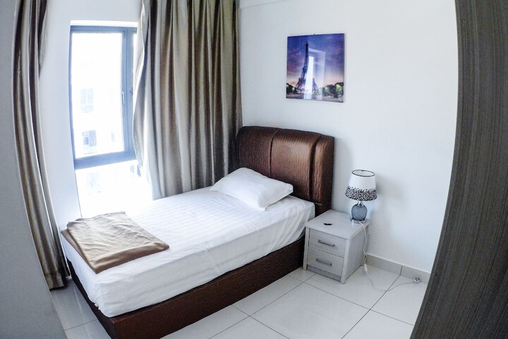 Room 19 of 96